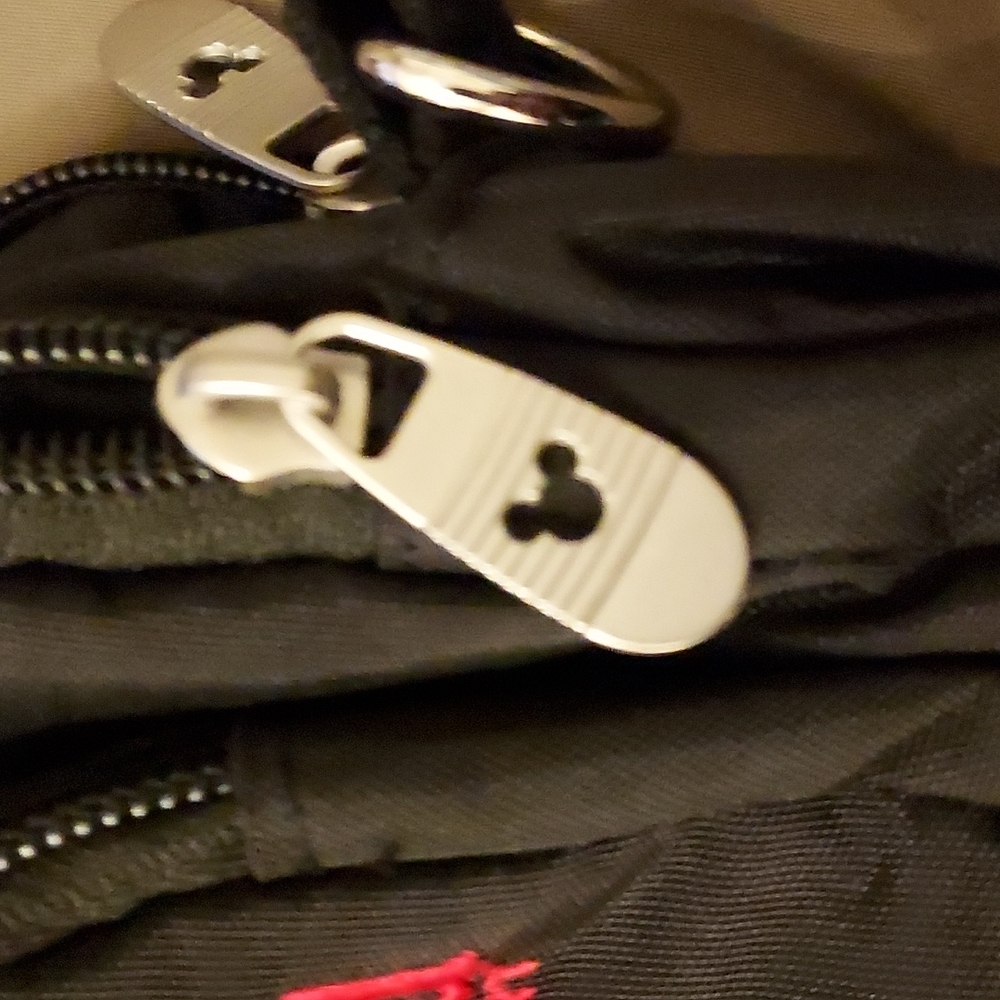 Micky Mouse Bodybag - Picture 3 of 7